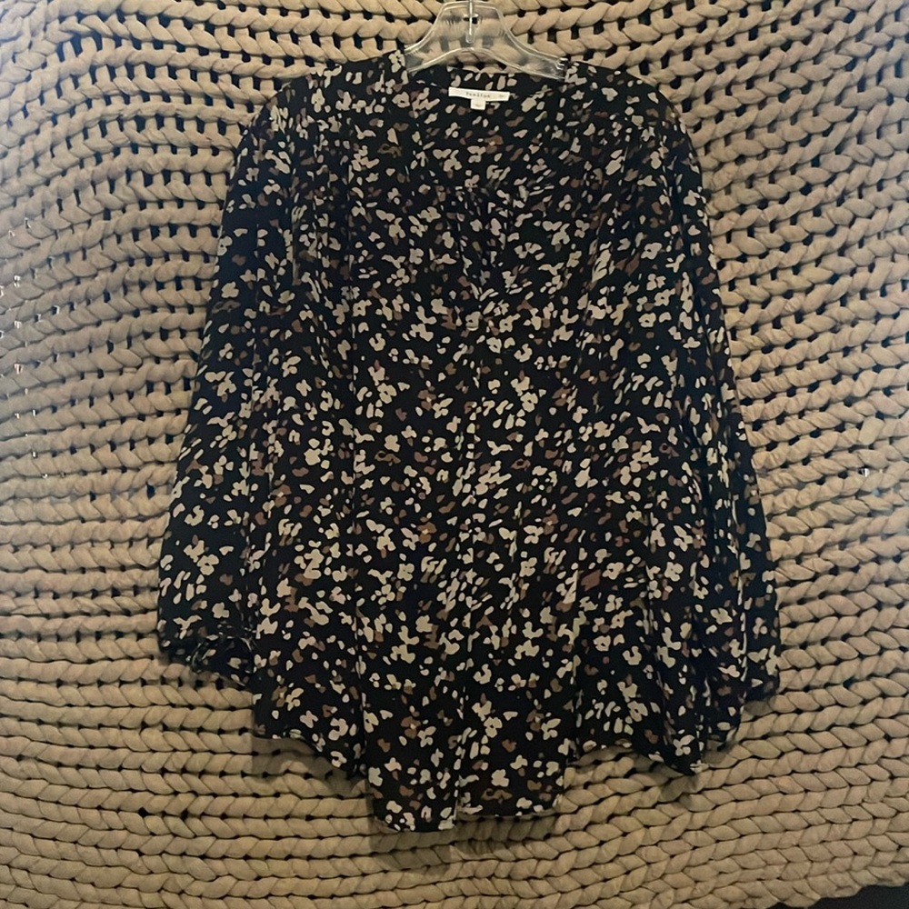 Women’s blouse